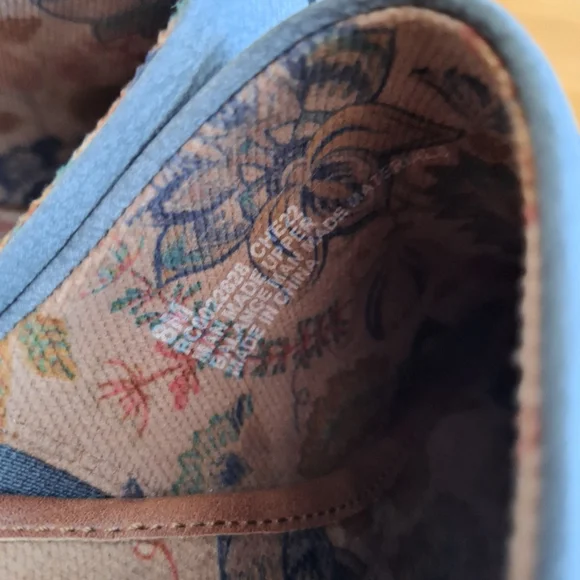 BOC BORN CONCEPT Clogs Womens Sz 8M Gray Faux Suede Block Heel Shoes Western - Picture 6 of 10